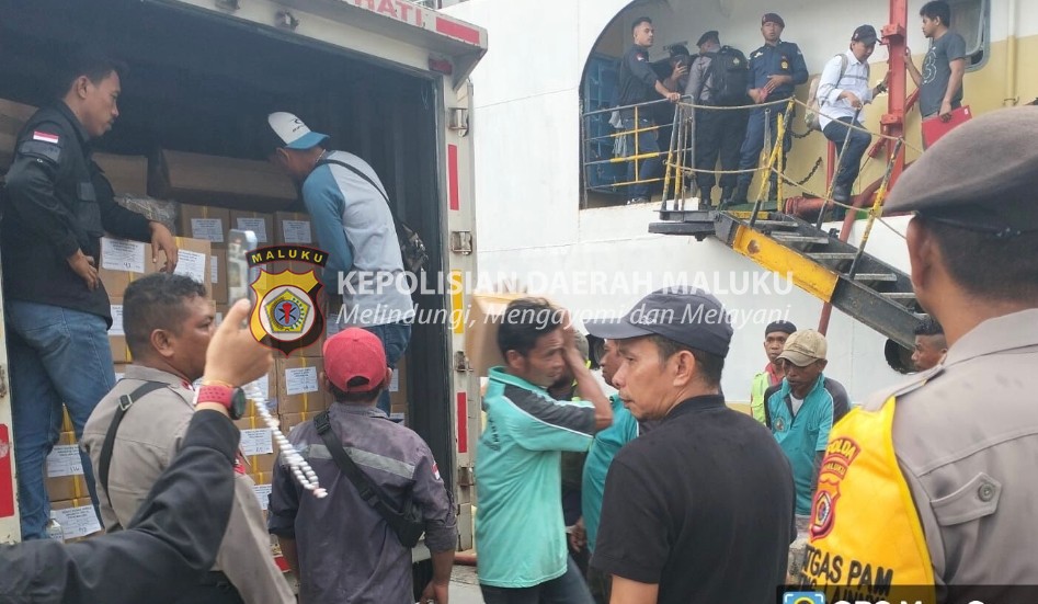 Pengiriman Surat Suara DPD untuk Tual, Malra, Tanimbar dan MBD Dikawal Polda Maluku