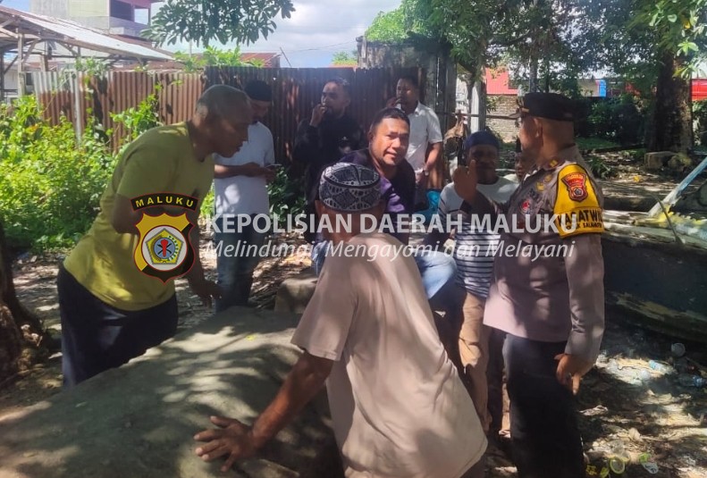 Polsek Salahutu Gelar Jumat Curhat, Kapolsek Dengar Keluhan Masyarakat