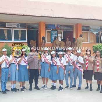 Kapolsek Nusaniwe Safari Kamtibmas dan Pimpin Upacara di SMK Negeri 4 Ambon