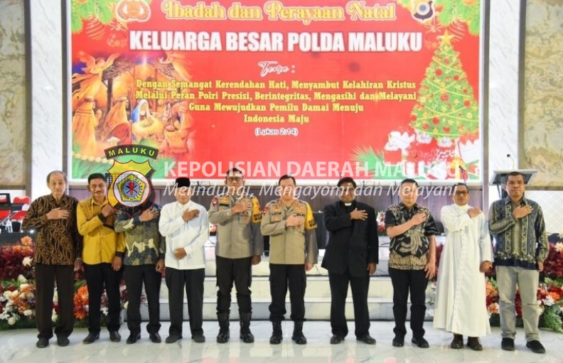 Hadiri Perayaan Natal Polda Maluku, Kapolda : Jadilah Polisi yang Rendah Hati dan Presisi