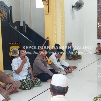 Jumat Curhat, Polsek Nusaniwe Dengar Keluhan Warga