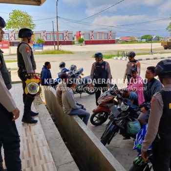 Melalui Patroli, Polres MBD Sosialisasi Kamtibmas Bagi Warga Sebagai Implementasi Harkamtibmas