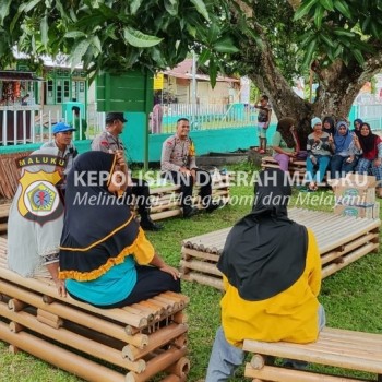 Jalin Silaturahmi Dengan Masyarakat, Kapolsek Leihitu Gelar Safari Kamtibmas