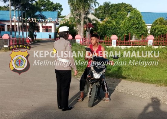 Sat Lantas Tekan Pelanggaran dan Laka Lantas Dengan Mengedukasi Warga Tertib Berlalu Lintas