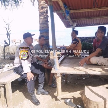 *Personel Polsek Sambang Warga Desa Wujudkan Kemitraan*