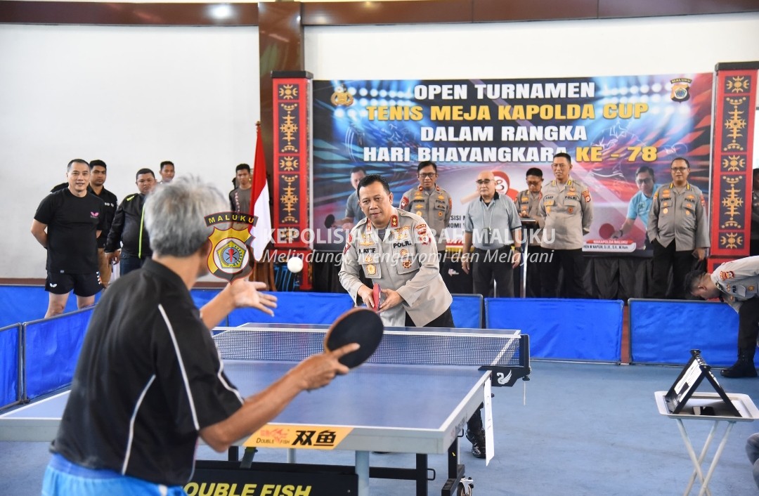 Kapolda Maluku Tinjau dan Main Tenis Meja Kapolda Cup 2024