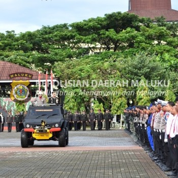 Pimpin Upacara Peringatan HUT ke 78 Bhayangkara. Kapolda : Sinergitas untuk Maluku yang aman dan damai