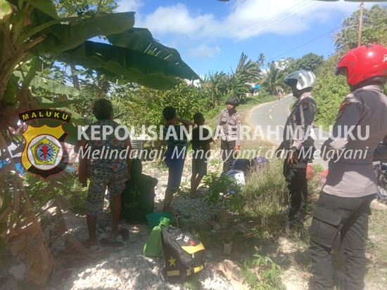Bangun dialogis dengan Masyarakat, Polsek Nirunmas gelar giat Patroli