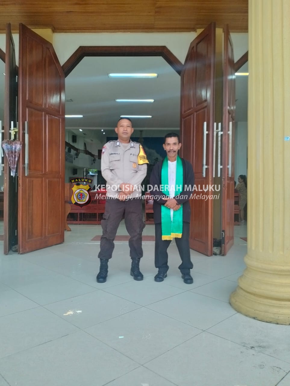 Selalu Aktif, Bhabinkamtibmas Desa Rumahkay Lakukan Pengamanan Dan Memakmurkan Tempat Ibadah