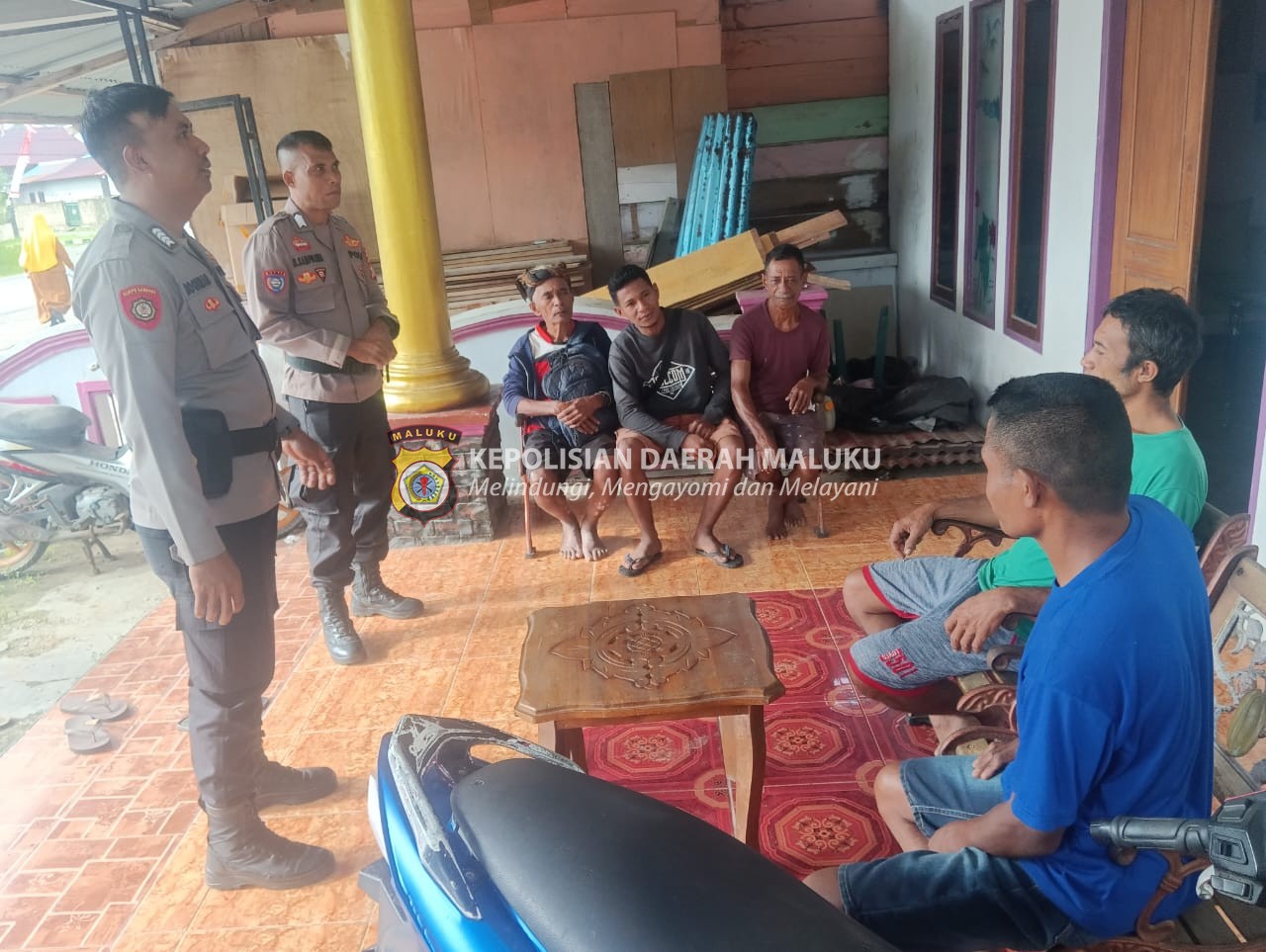 Sat Binmas Polres Buru Selatan Laksanakan Minggu Kasih Bersama Masyarakat