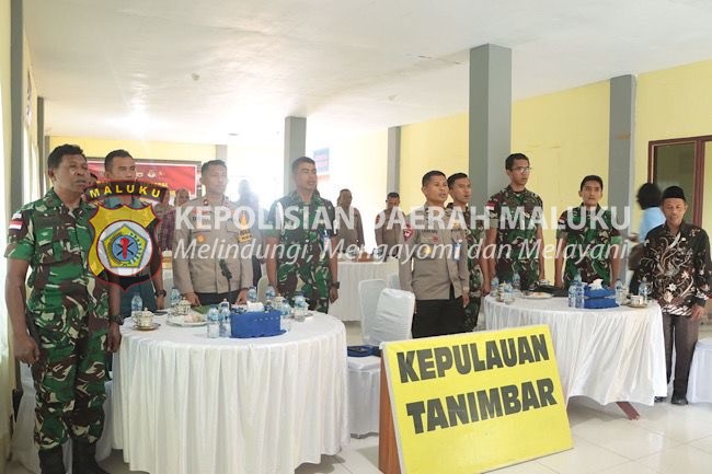 Secara Virtual, Wakapolres Kepulauan Tanimbar bersama Forkopimda hadiri Rapat Lintas Sektoral