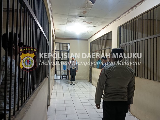 Tingkatkan kewaspadaan, Sipropam Polres Kepulauan Tanimbar rutin cek ruang beserta tahanan