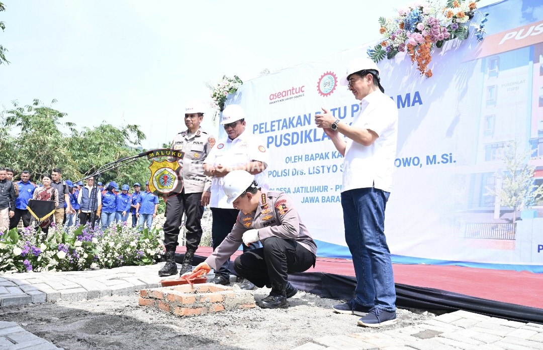 Kapolri Laksanakan Peletakan Batu Pertama Pembangunan Gedung Pusdiklat SPSI di Kawasan Jatiluhur Kab. Purwakarta