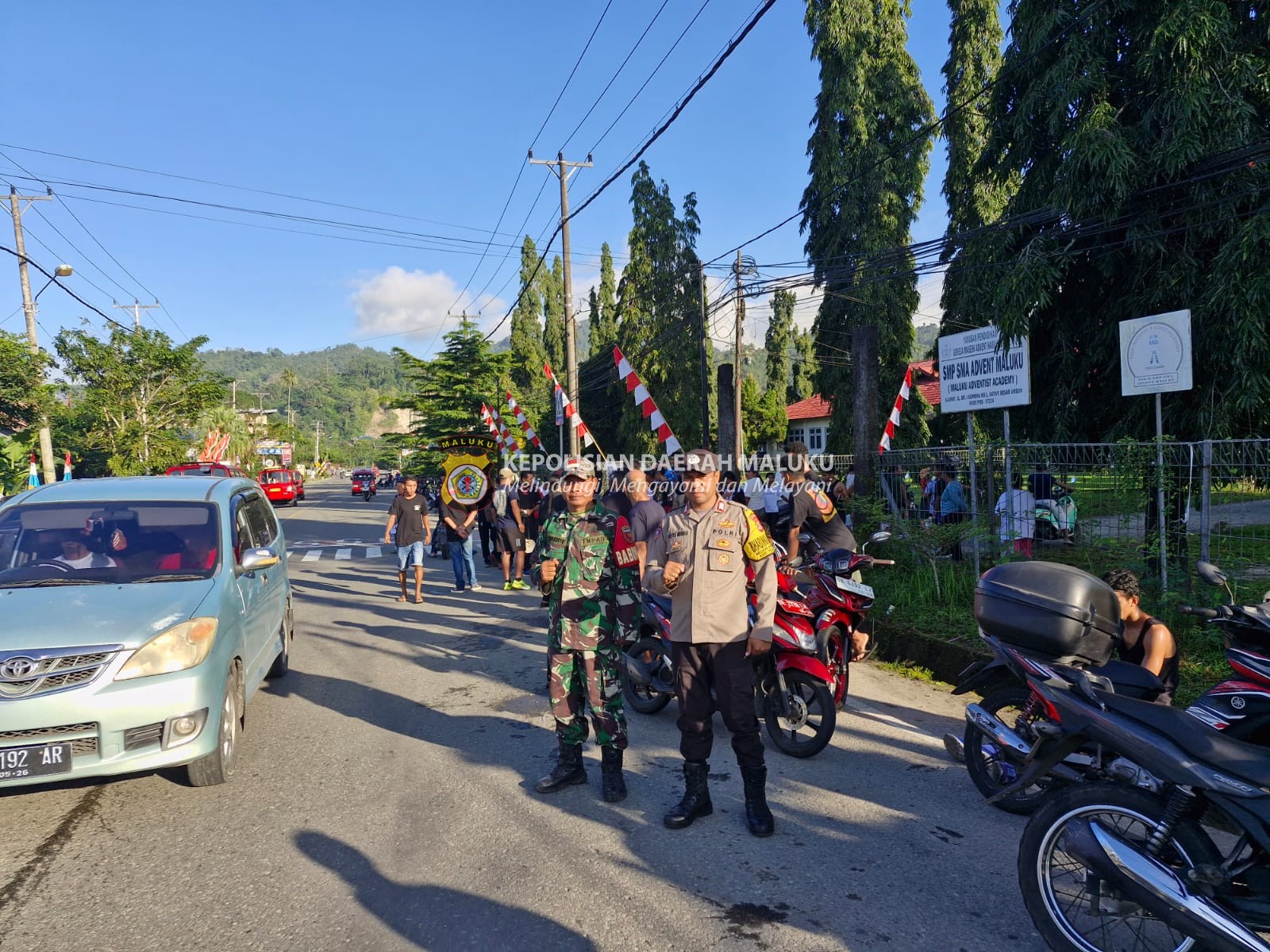 Bhabinkamtibmas bersama Babinsa lakukan Pengamanan Jalan Santai dan Lomba Lari  dalam Rangka HUT RI ke-79