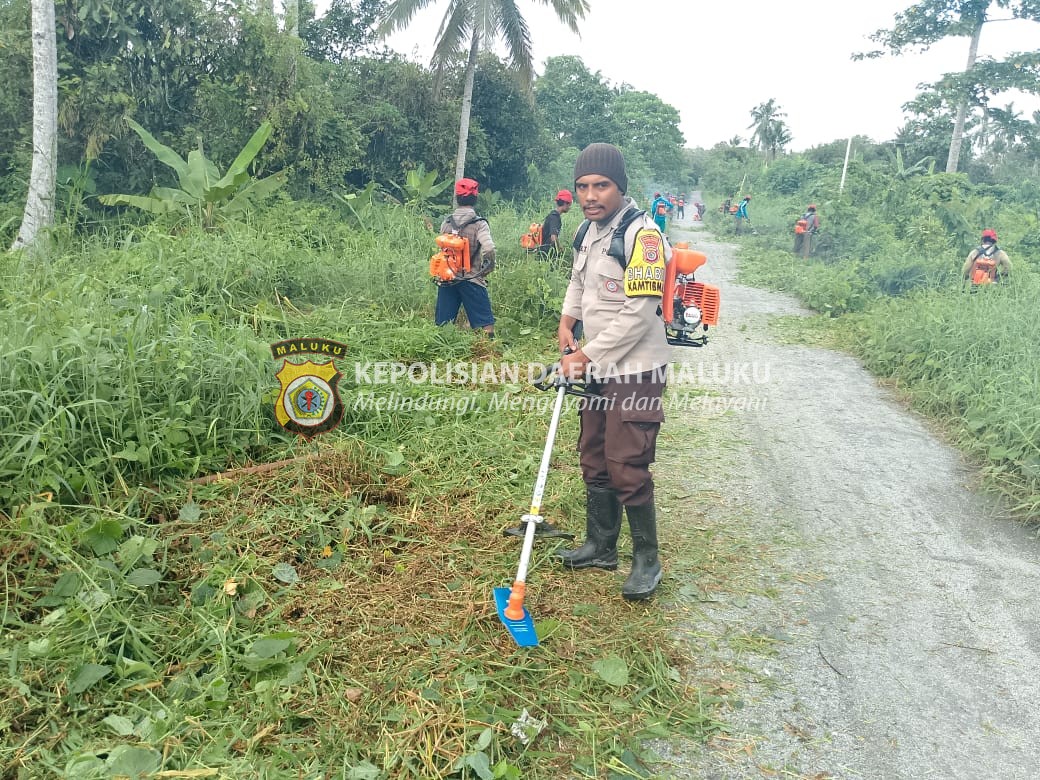 Kembali Bhabinkamtibmas Negeri Nua Nea Laksanakan Kerja Bakti Bersama Warga Binaan