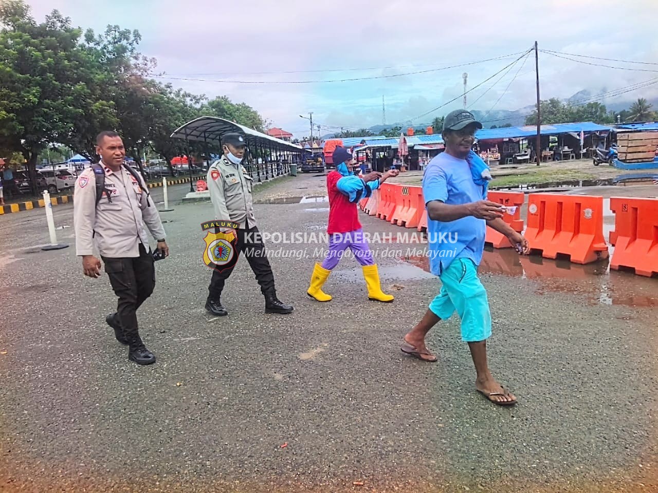 Patroli Dialogis Polsek Salahutu dalam Rangka Cipta Kondisi Wilayah