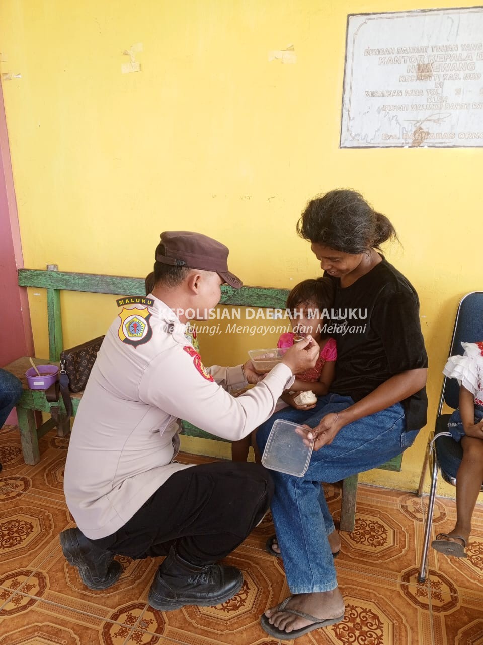 Polsek Serwaru Bersama Stakeholder Dampingi Kegiatan Posyandu Cegah dan Turunkan Angka Stunting