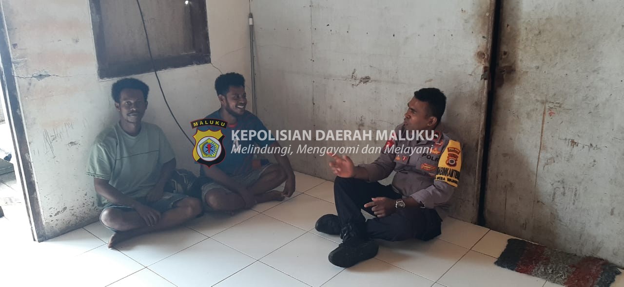 Bhabinkamtibmas Desa Wangel Laksanakan DDS Sampaikan Himbauan Kamtibmas.