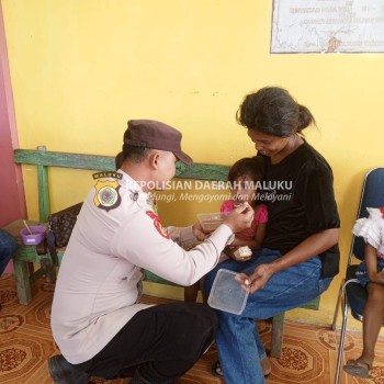 Polsek Serwaru Bersama Stakeholder Dampingi Kegiatan Posyandu Cegah dan Turunkan Angka Stunting