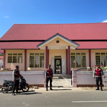 Polsek Serwaru Insentifkan Pelayanan Kepolisian Dalam Kegiatan Ibadah Umat Nasrani