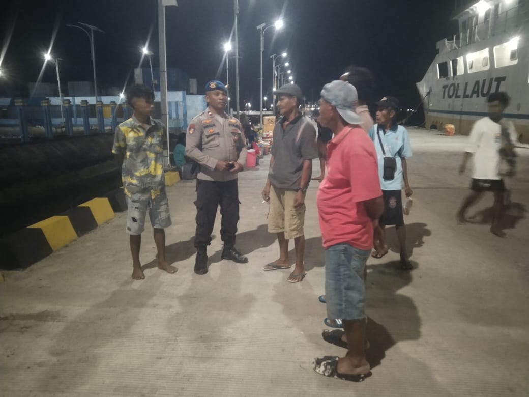 Giat Sambang Sat Polair Polres Tual: Himbauan untuk Menjaga Lingkungan Laut dan Keamanan wilayah Pesisir.