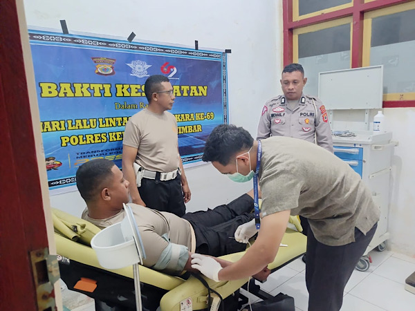 Lakukan Donor Darah, Sat Lantas Polres Kepulauan Tanimbar sambut Hari Lalu Lintas ke-69