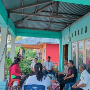 Bhabinkamtibmas Desa Hertuty Berikan Pemahaman Bagi Warga Pentingnya Pelihara Kamtibmas