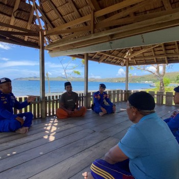 Kegiatan Bimas Perairan Dalam Rangka Program Basudara Manise Dengan Menyambangi Nelayan Pesisir