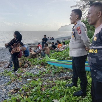 Terseret Air Laut Bocah di Elpaputih Tak Kunjung Ditemukan