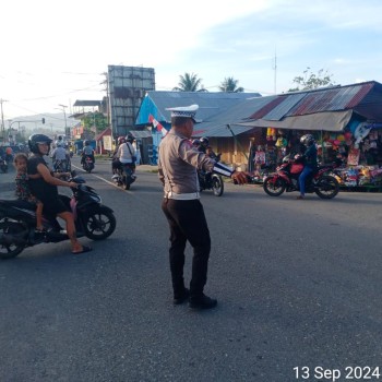 Polres SBB Melalui Satuan Lalu Lintas Melaksanakan Gatur Pagi