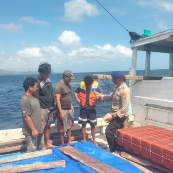 Satuan Polairud Polres MBD Optimalkan Patroli Perairan, Pantau Aktifitas Nelayan di Laut