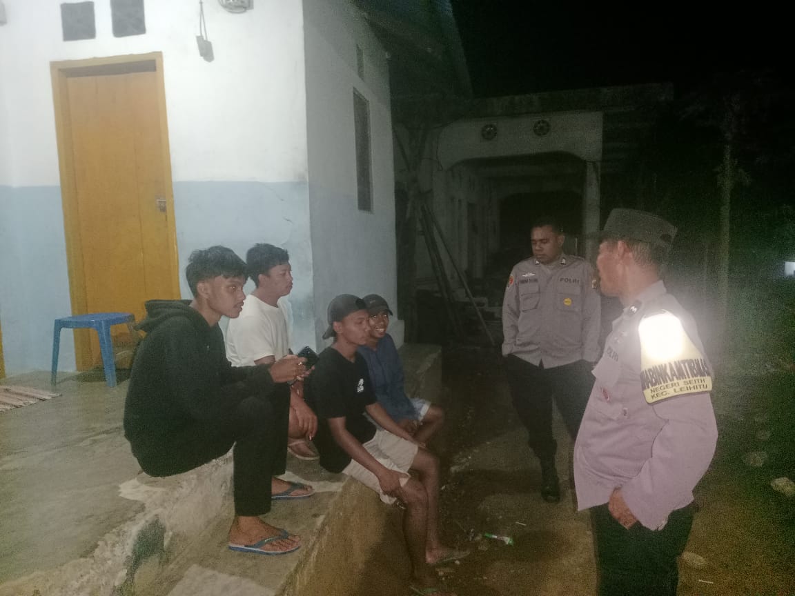 Polsek Leihitu Gelar Patroli Malam untuk Cegah Gangguan Kamtibmas