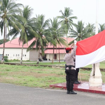 Kembali Polres Malteng Laksanakan Upacara hari Kesadaran Nasional