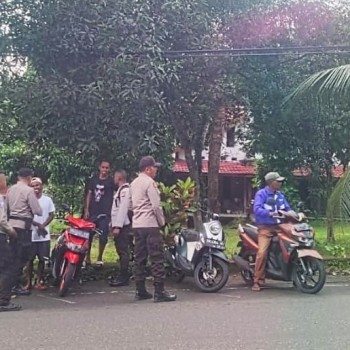 Polsek Salahutu Gelar Patroli Dialogis untuk Cipta Kondisi dan Cooling System Menjelang Pilkada Serentak 2024