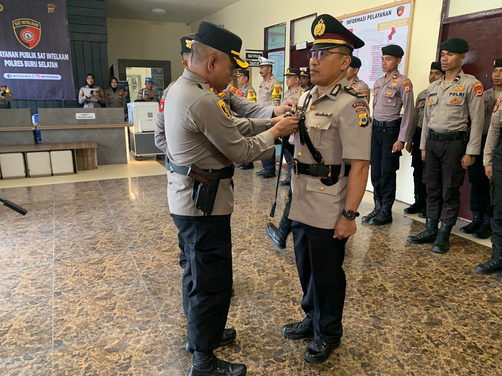 Polres Buru Selatan Laksanakan Serah Terima Jabatan Kapolsek Namrole