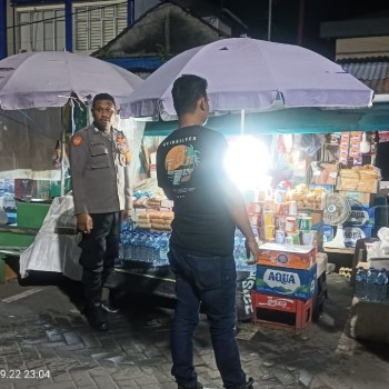 Polsek KPYS Ambon Gelar Patroli di Area Pelabuhan Yos Sudarso dan Terminal Penumpang, Sampaikan Pesan Kamtibmas