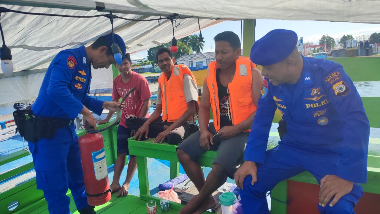 Kembali Sat Polairud Polres Malteng Lakukan Patroli Dialogis