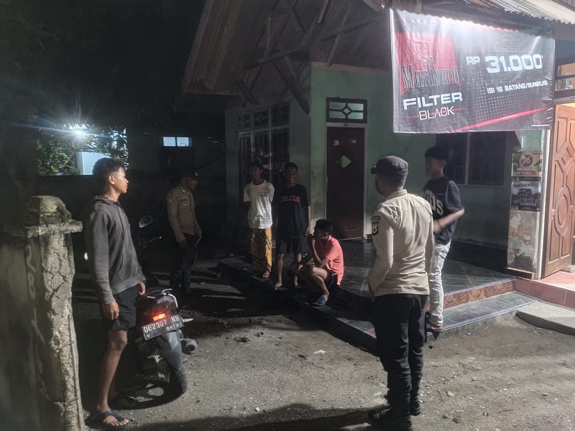 Polsek Taniwel Timur Gencarkan Patroli Malam Dan Himbauan Kamtibmas Jelang Pilkada 2024