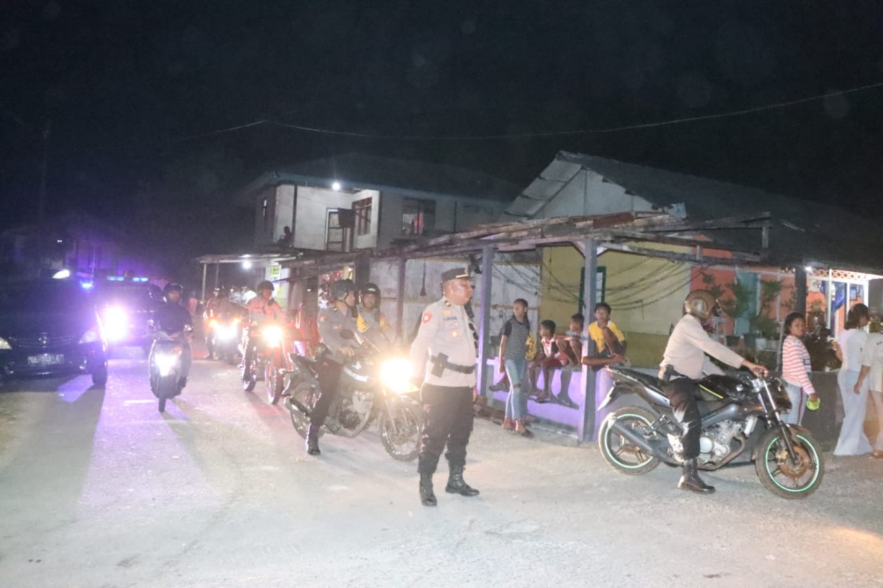 Gabungan Satgas OMP Polres Kepulauan Tanimbar tingkatkan Patroli di malam minggu