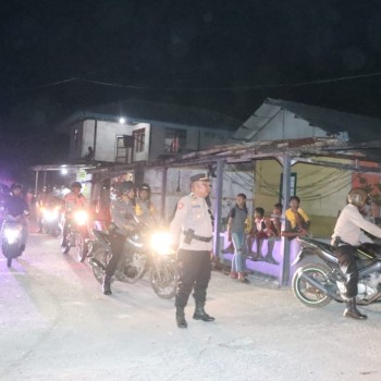 Gabungan Satgas OMP Polres Kepulauan Tanimbar tingkatkan Patroli di malam minggu