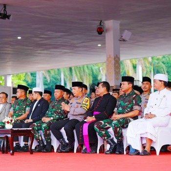 Kapolri Hadiri Doa Bersama Lintas Agama Perayaan HUT ke-79 TNI