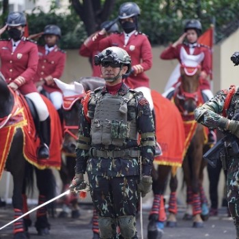 Polri Gladi Bersih Apel Gelar Pasukan Pengamanan Pelantikan Presiden
