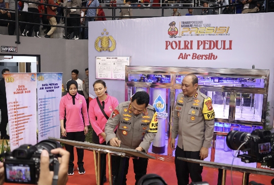 Kapolri Resmikan Pembangunan Sumur Bor dan Filtrasi Air Bersih layak Minum di Kalimantan Barat