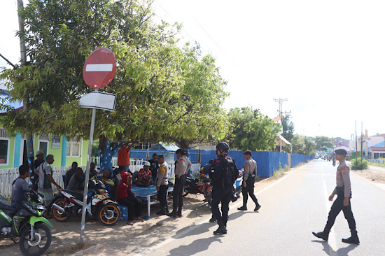 Lancarkan Cooling System, gabungan Satgas OMP Polres Kepulauan Tanimbar rutin Patroli Dialogis