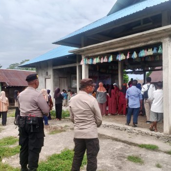 Intensifkan Pengamanan Kampanye Tatap Muka Salah Satu Paslon Bupati Dan Wakil Bupati Oleh Polsek Huamual