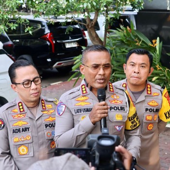 Polisi Buka Tutup Sudirman - Thamrin Saat Iring-iringan Presiden dan Wapres