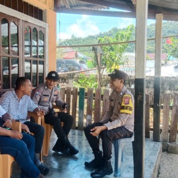 Bhabinkamtibmas Desa Wamsisi laksanakan Cooling System Dalam Rangka Pemilukada Aman dan Damai di Kab. Buru Selatan.