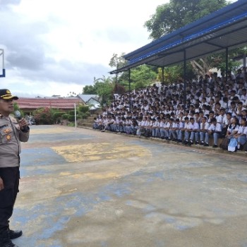 Temui Pelajar SMA Negeri 4, 5 dan SMK Negeri 6 Ambon, Personel Satgas Preemtif OMP Salawaku Ajak Jaga Kamtibmas