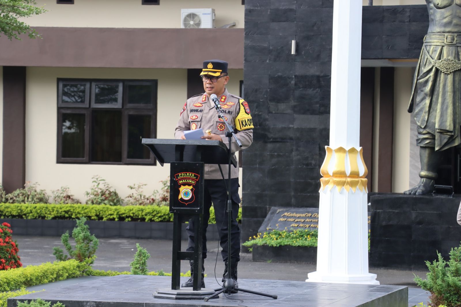 Turunkan 142 Personil Amankan Debat Perdana Pilkada 2024, Kapolres SBB Minta Pendukung Paslon Jaga Keamanan