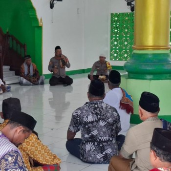 Cegah Paham Terorisme, Radikalisme dan Intoleransi, Humas Polres Buru Selatan Memberikan Himbauan Kepada Masyarakat Diwilayah Kabupaten Buru Selatan